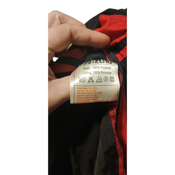 Mizuno High Performance Fully Lined Black and Red Running Shorts Windbreaker XL - Picture 8 of 9